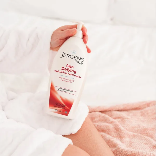 Jergens Age Defying Body Lotion 200 ml (6)