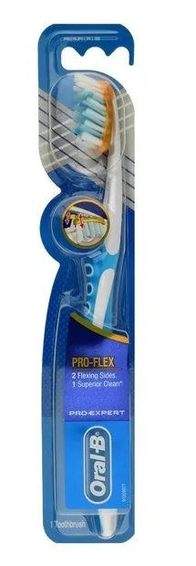 Oral-B Pro-Expert Pro-Flex Medium Toothbrush