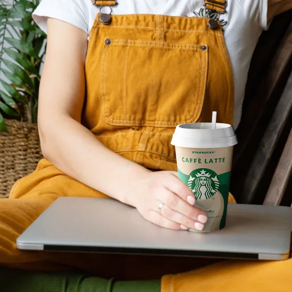 Starbucks Caffe Latte Iced Coffee Drink 220 ml (5)