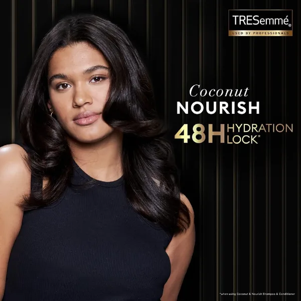 TRESemme Botanix Natural Nourish & Replenish Shampoo with Coconut Milk & Aloe Vera for Dry Hair 600 ml (2)