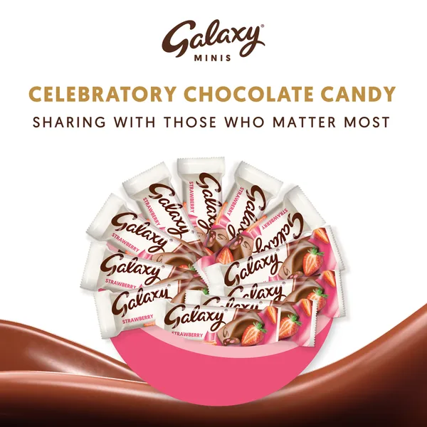 Galaxy Minis Strawberry Chocolate Bars 137.5 g (3)
