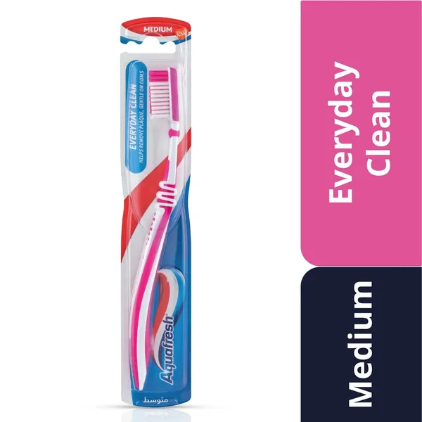 Aquafresh Everyday Clean Medium Toothbrush Assorted Colour 1 pc