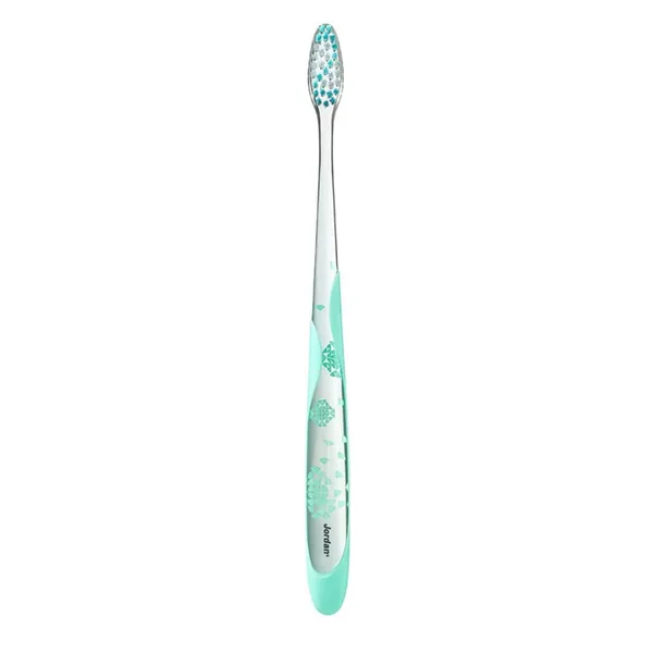 Jordan Individual Reach Small Precision Head Soft Toothbrush Assorted Colors 1 pc (2)
