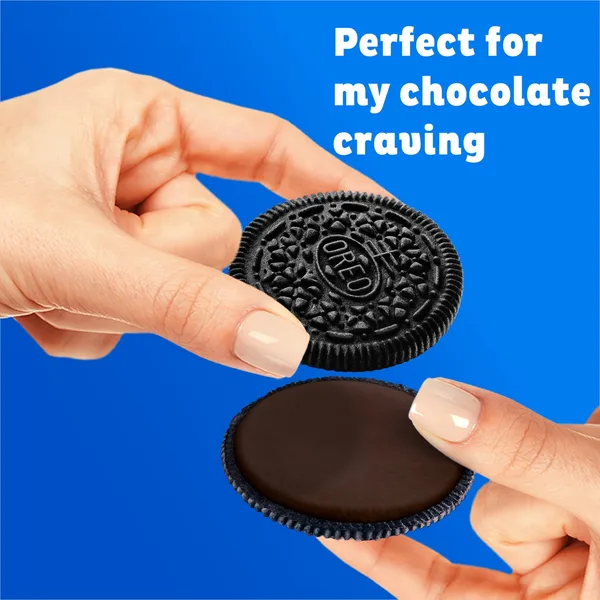 OREO Dark Chocolate Cookies Sandwich Biscuits 35.5 g (4)